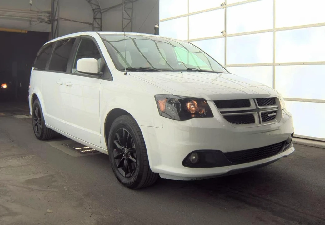 2019 Dodge Caravan - Image 4 of 12