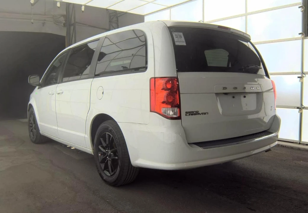 2019 Dodge Caravan - Image 8 of 12