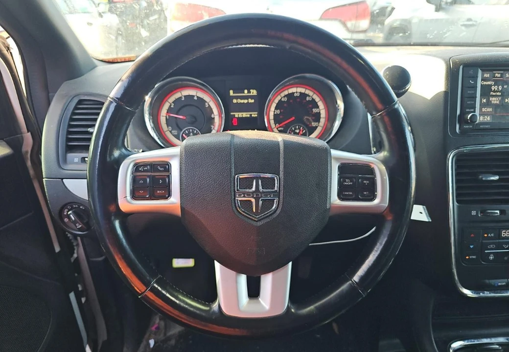 2019 Dodge Caravan - Image 11 of 12
