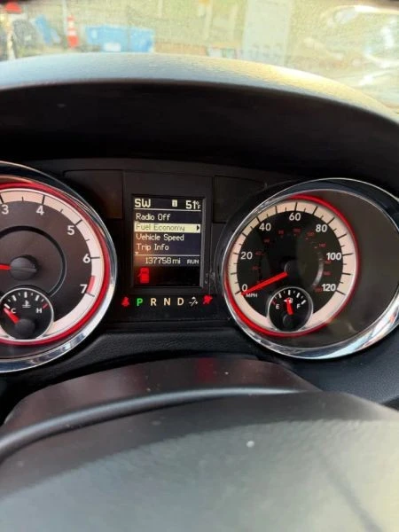 2019 Dodge Caravan - Image 7 of 8