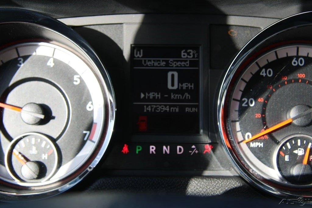 2019 Dodge Caravan - Image 16 of 21