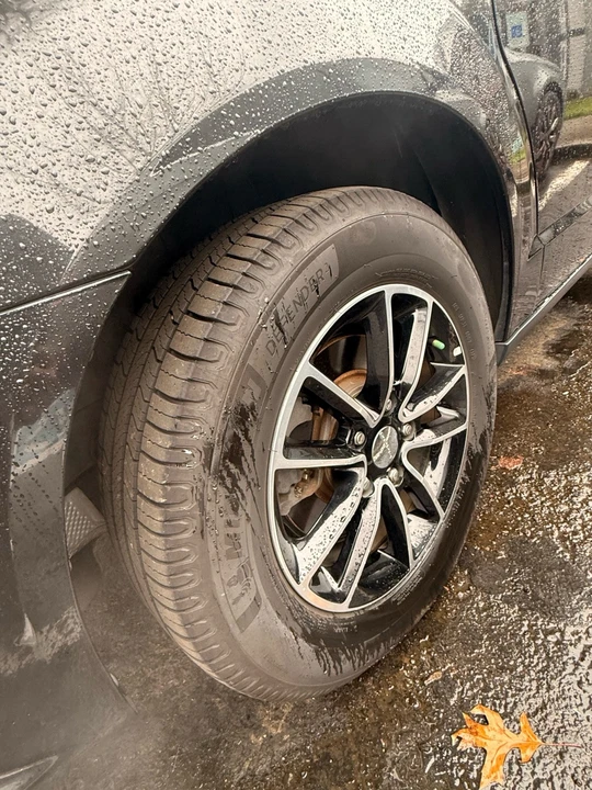 2019 Dodge Caravan - Image 4 of 11