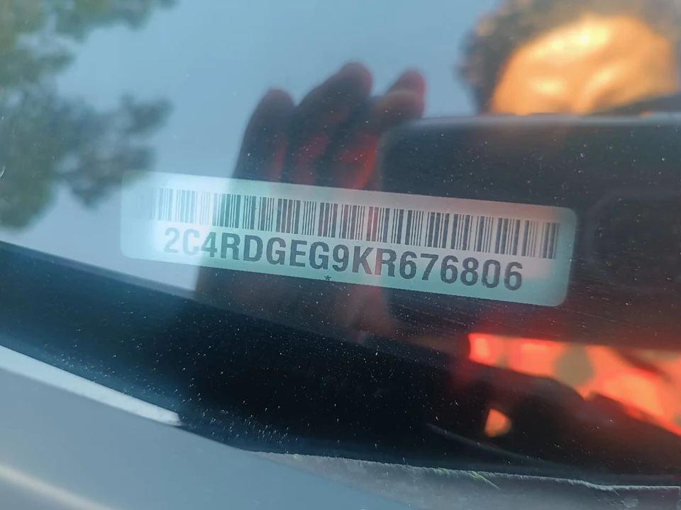 2019 Dodge Caravan - Image 20 of 21
