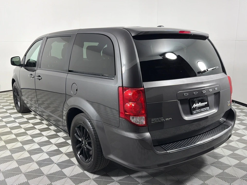 2019 Dodge Caravan - Image 7 of 12