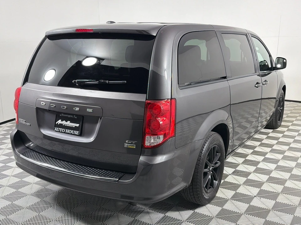 2019 Dodge Caravan - Image 5 of 12