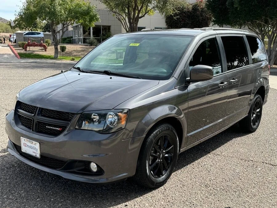 2019 Dodge Caravan - Image 15 of 16