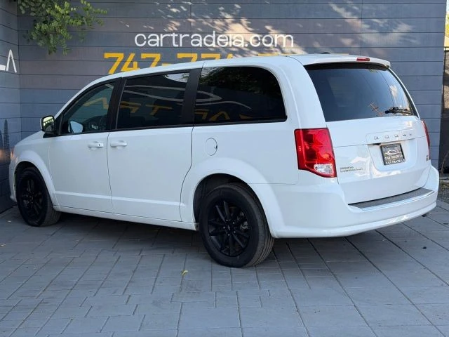 2019 Dodge Caravan - Image 3 of 16