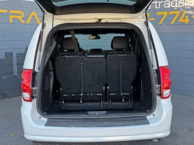 2019 Dodge Caravan - Image 16 of 16