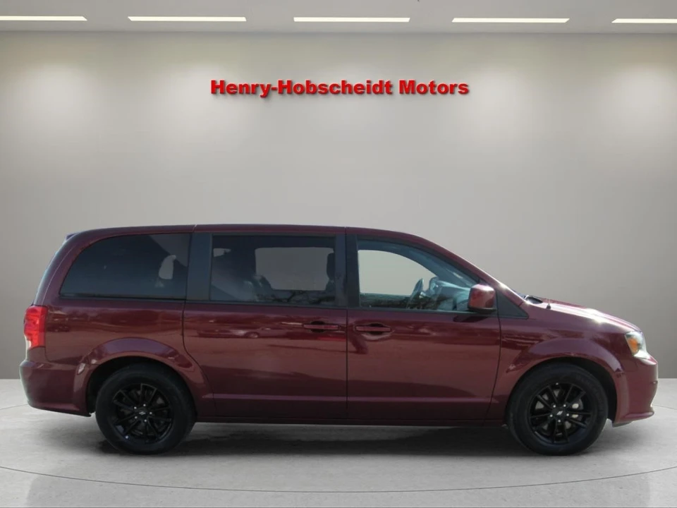 2019 Dodge Caravan - Image 9 of 12