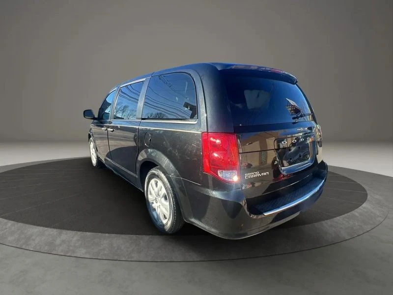 2019 Dodge Caravan - Image 7 of 12