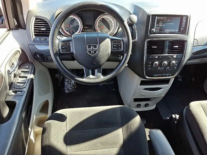 2019 Dodge Caravan - Image 12 of 12