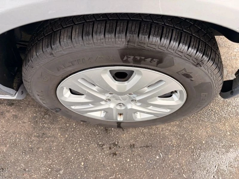 2019 Dodge Caravan - Image 11 of 11