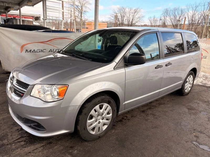 2019 Dodge Caravan - Image 7 of 12