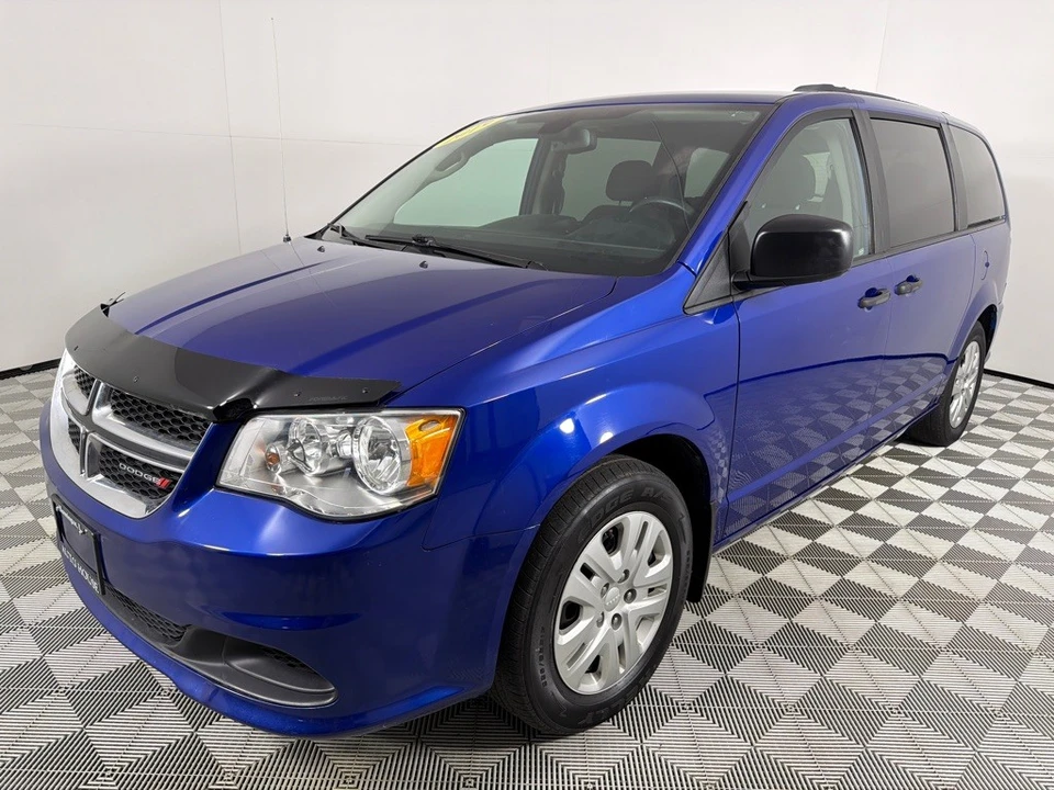 2019 Dodge Caravan - Image 9 of 12