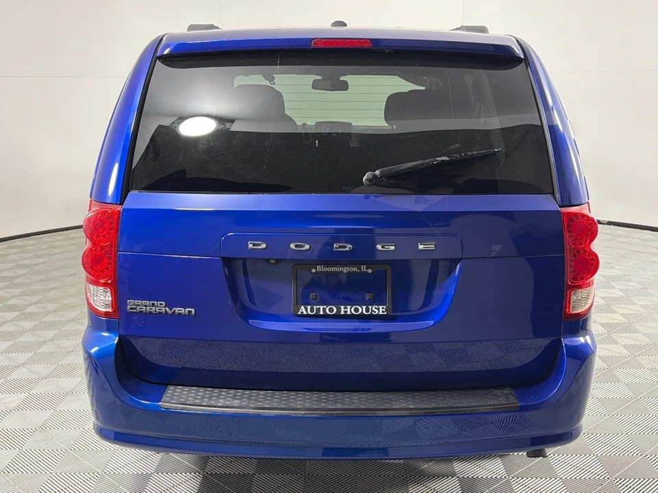 2019 Dodge Caravan - Image 6 of 12