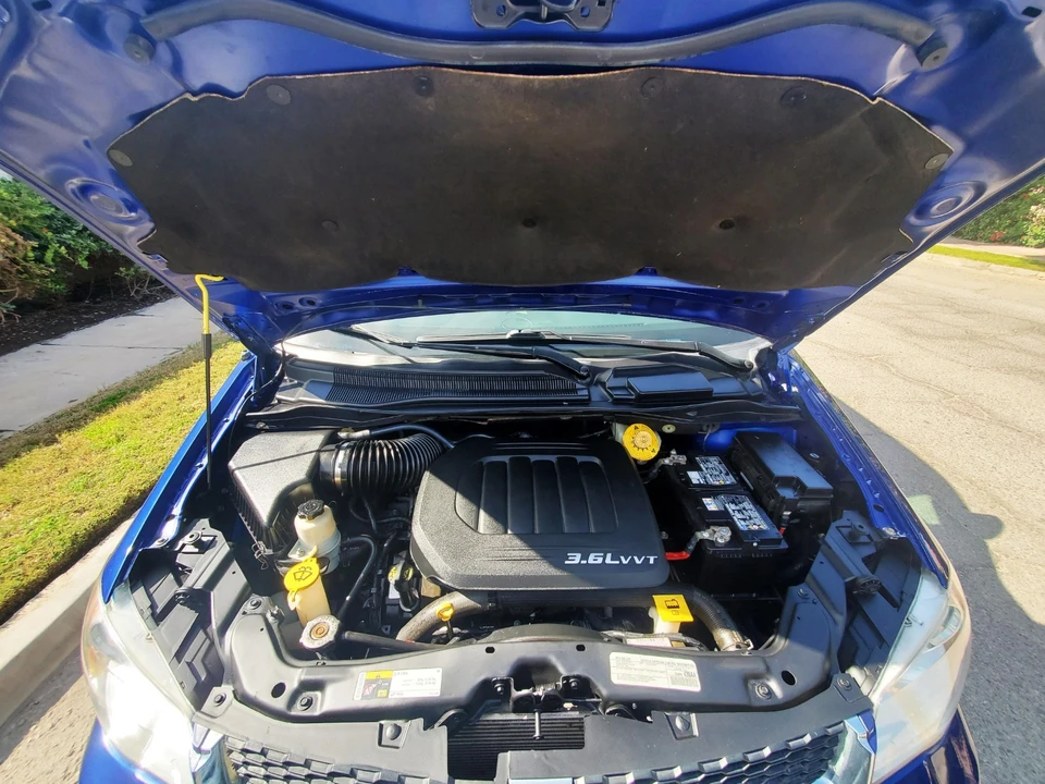 2019 Dodge Caravan - Image 19 of 21
