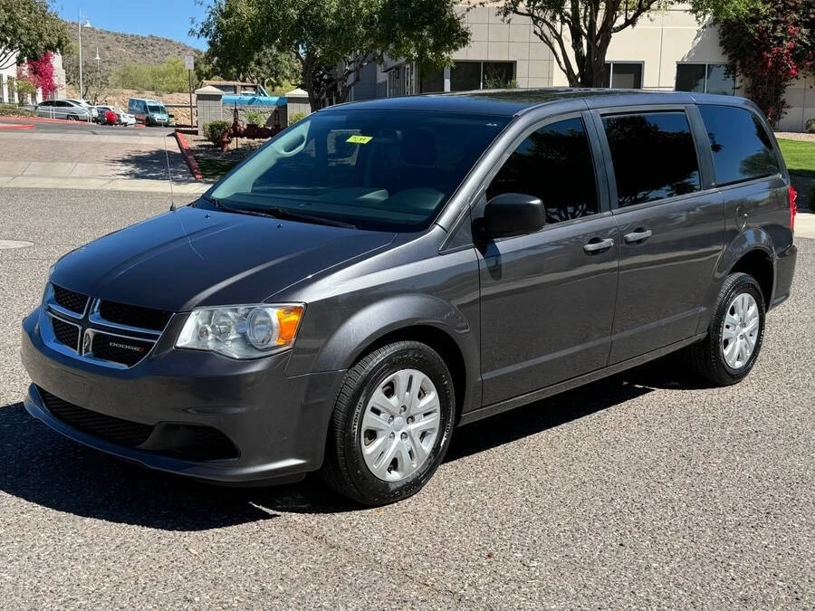 2019 Dodge Caravan - Image 15 of 16