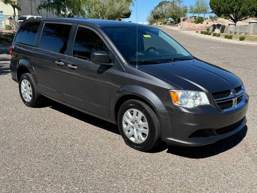 2019 Dodge Caravan - Image 6 of 16