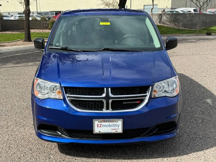 2019 Dodge Caravan - Image 16 of 16