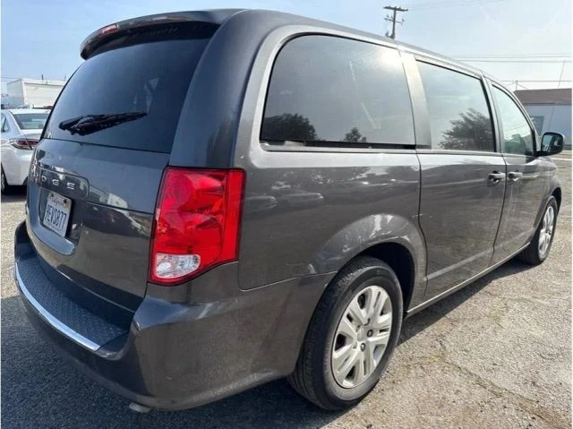 2019 Dodge Caravan - Image 3 of 10