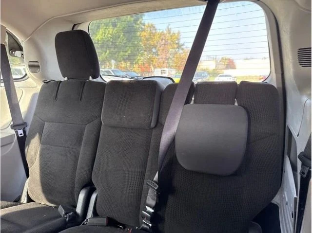 2019 Dodge Caravan - Image 10 of 10
