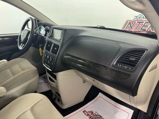 2019 Dodge Caravan - Image 12 of 12