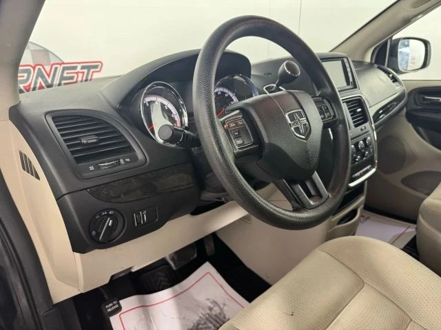 2019 Dodge Caravan - Image 10 of 12