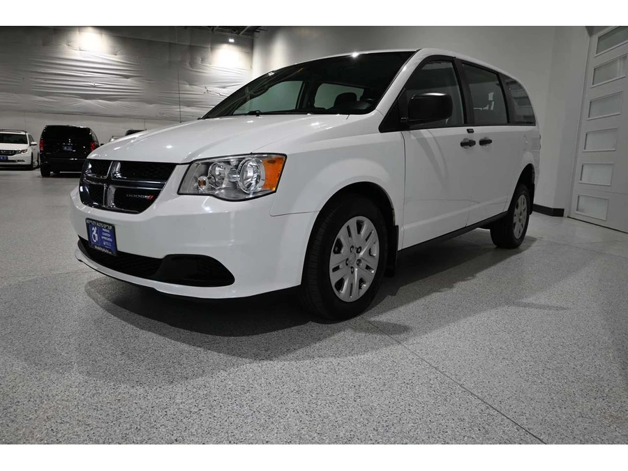 2019 Dodge Caravan - Image 10 of 12