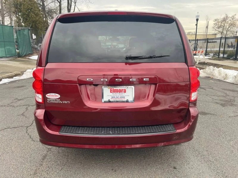 2019 Dodge Caravan - Image 5 of 12
