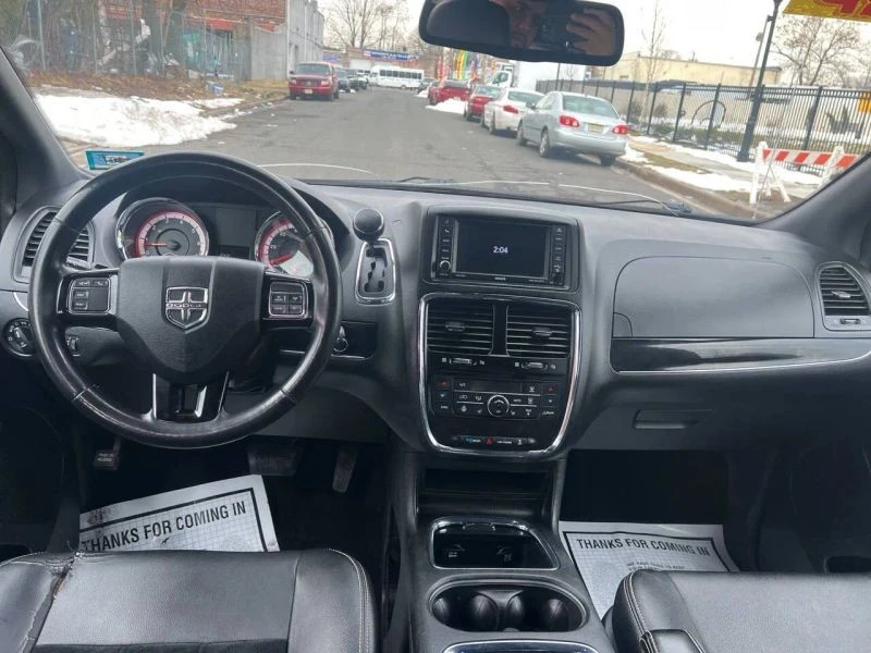2019 Dodge Caravan - Image 12 of 12