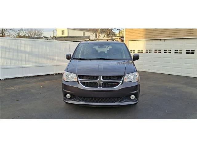 2019 Dodge Caravan - Image 7 of 21