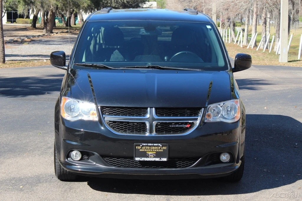 2019 Dodge Caravan - Image 11 of 21