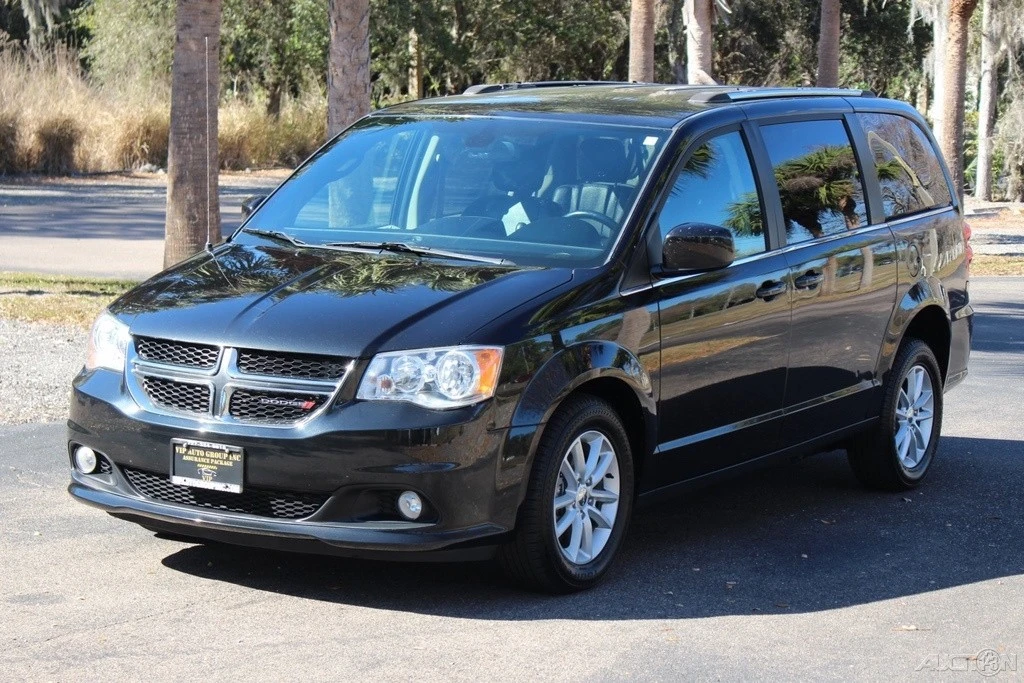 2019 Dodge Caravan - Image 12 of 21