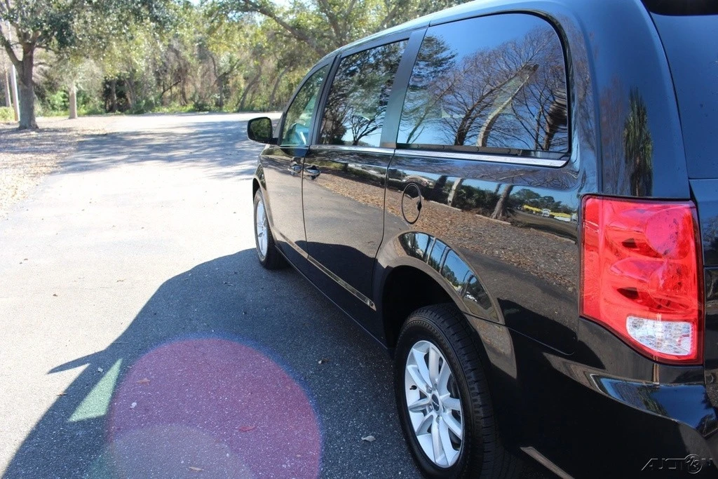 2019 Dodge Caravan - Image 21 of 21