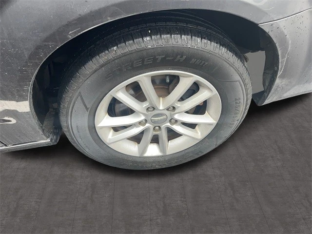 2019 Dodge Caravan - Image 9 of 12