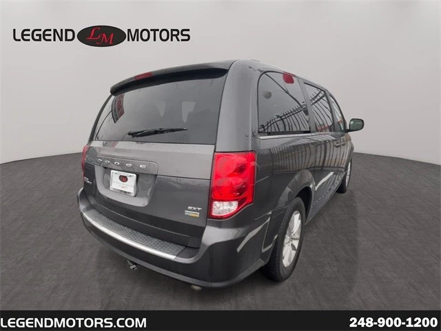 2019 Dodge Caravan - Image 6 of 12