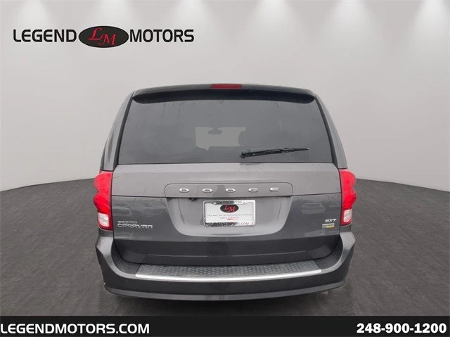 2019 Dodge Caravan - Image 7 of 12