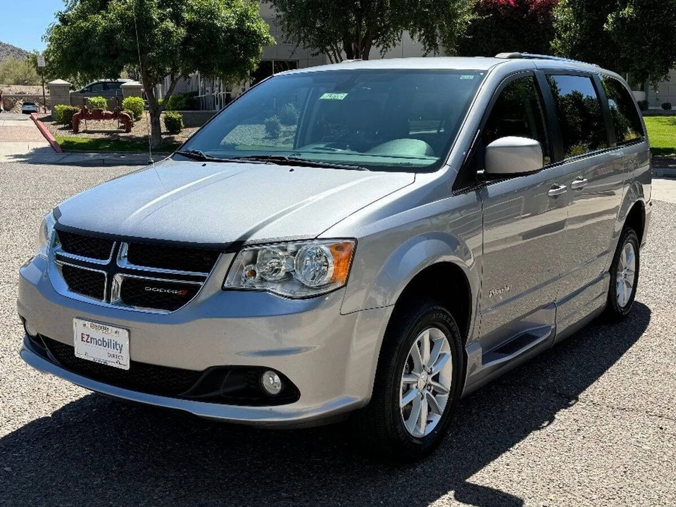 2019 Dodge Caravan - Image 13 of 15