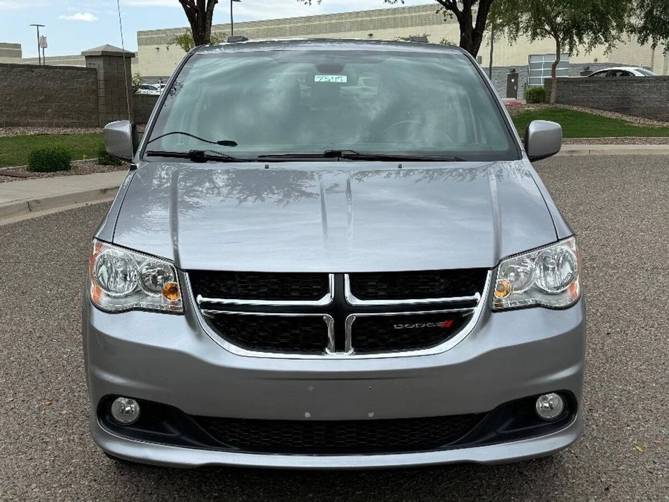 2019 Dodge Caravan - Image 10 of 15