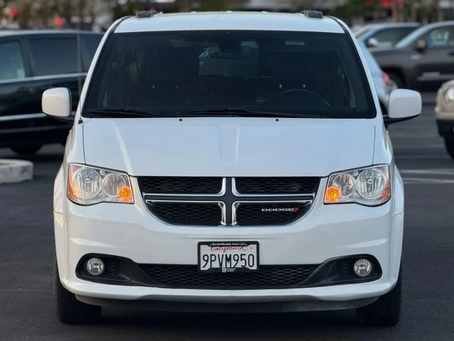 2019 Dodge Caravan - Image 5 of 21