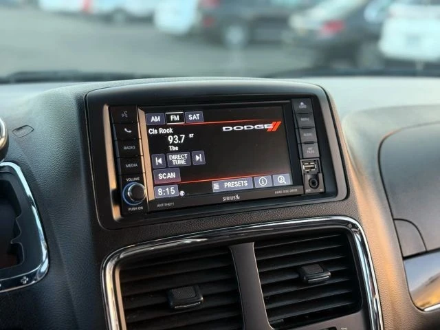 2019 Dodge Caravan - Image 20 of 21