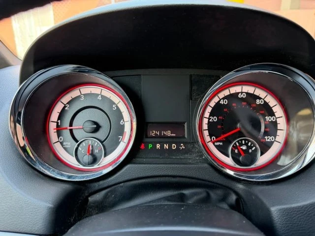 2019 Dodge Caravan - Image 16 of 21