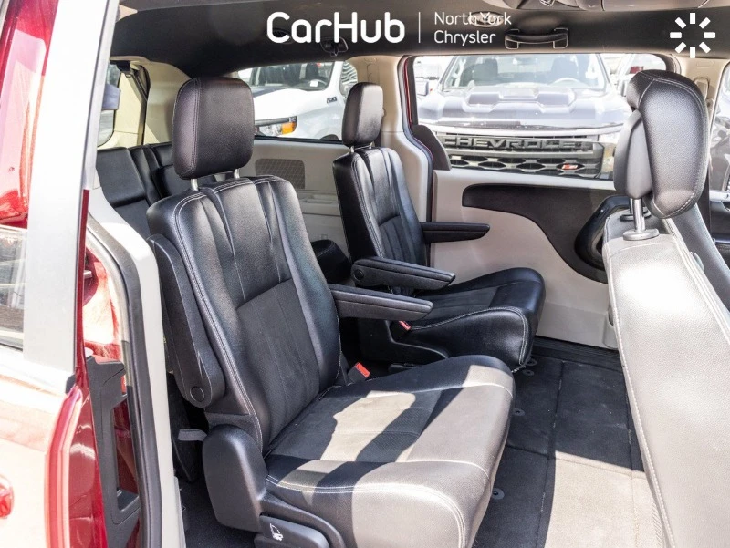 2019 Dodge Caravan - Image 10 of 19