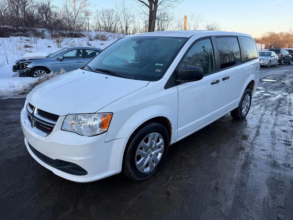2019 Dodge Caravan - Image 2 of 19