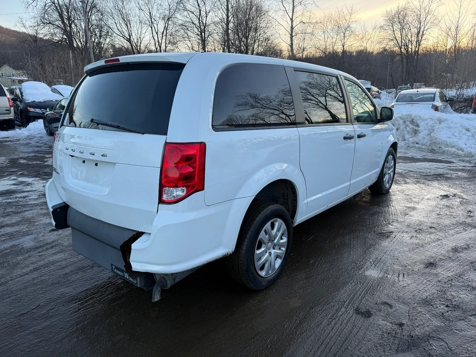 2019 Dodge Caravan - Image 5 of 19