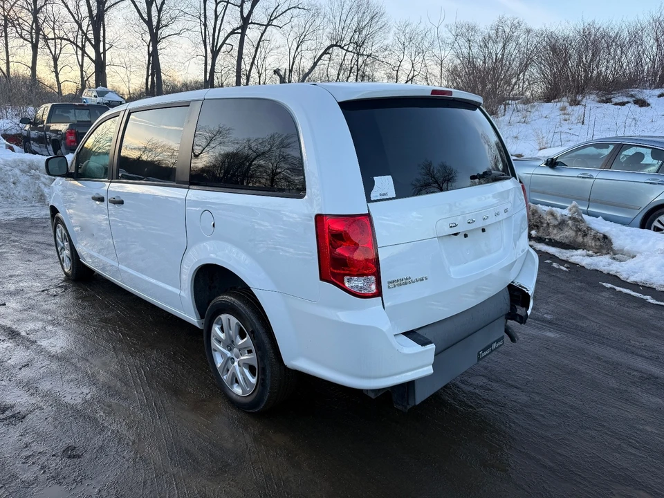 2019 Dodge Caravan - Image 4 of 19