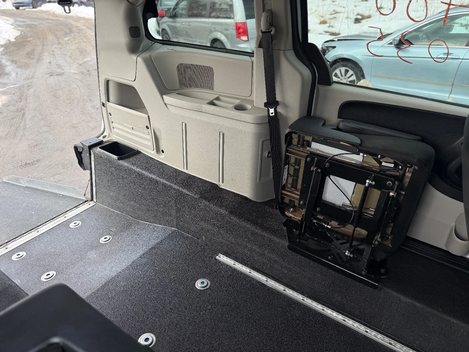 2019 Dodge Caravan - Image 20 of 20
