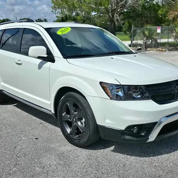 2019 Dodge Journey Crossroad Sport Utility 4D