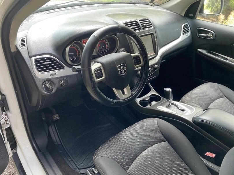 2019 Dodge Journey - Image 2 of 9