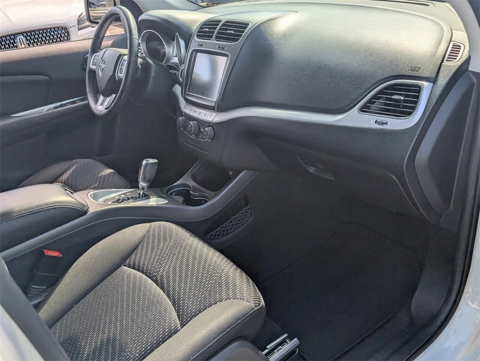 2019 Dodge Journey - Image 16 of 21